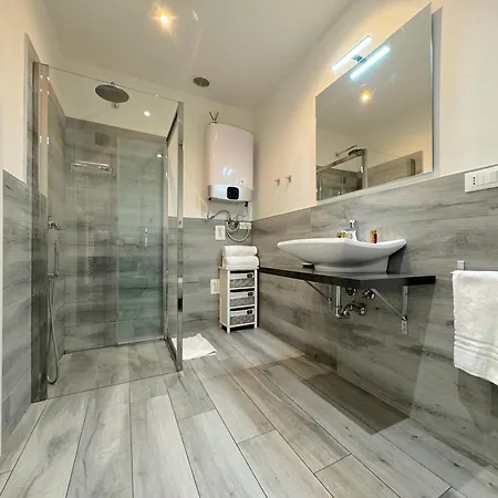 Appartement Dimora Aurelio *